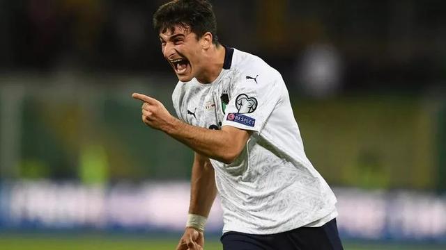 虽然在防守 虽然在防守