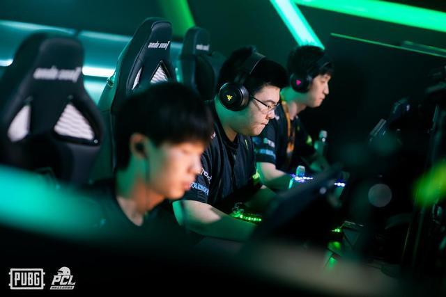 迫切追求 迫切追求