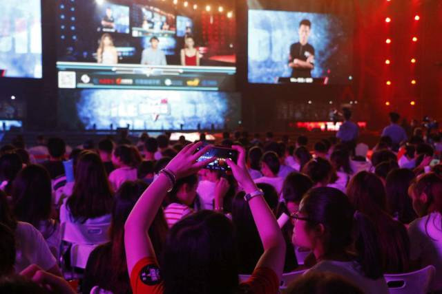 布拉德利作 布拉德利作