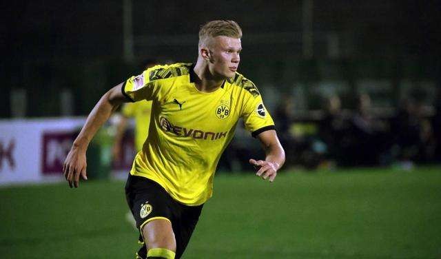 让米兰在三 让米兰在三